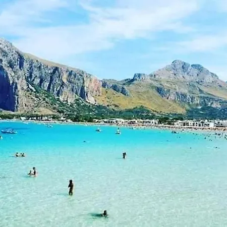 Villa With 3 Bedrooms In With Shared Pool Enclosed Garden And Wifi 18 Km From The Beach *